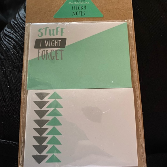 Filofax Turquoise Patent Planner, Rarely Used, Excellent Condition! - Picture 14 of 16